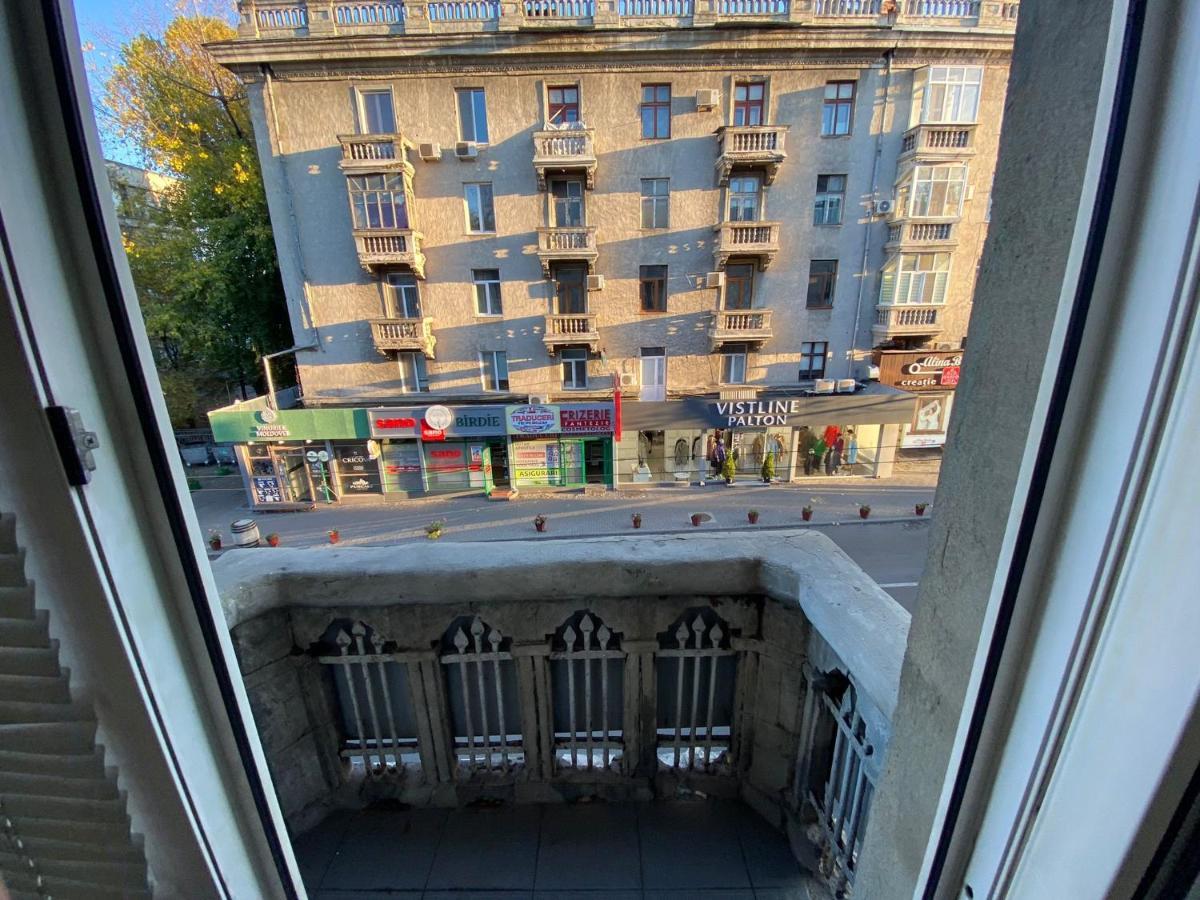 Stefan Cel Mare Boulevard Ultracentral Apartments In The Center Chisinau Exterior photo